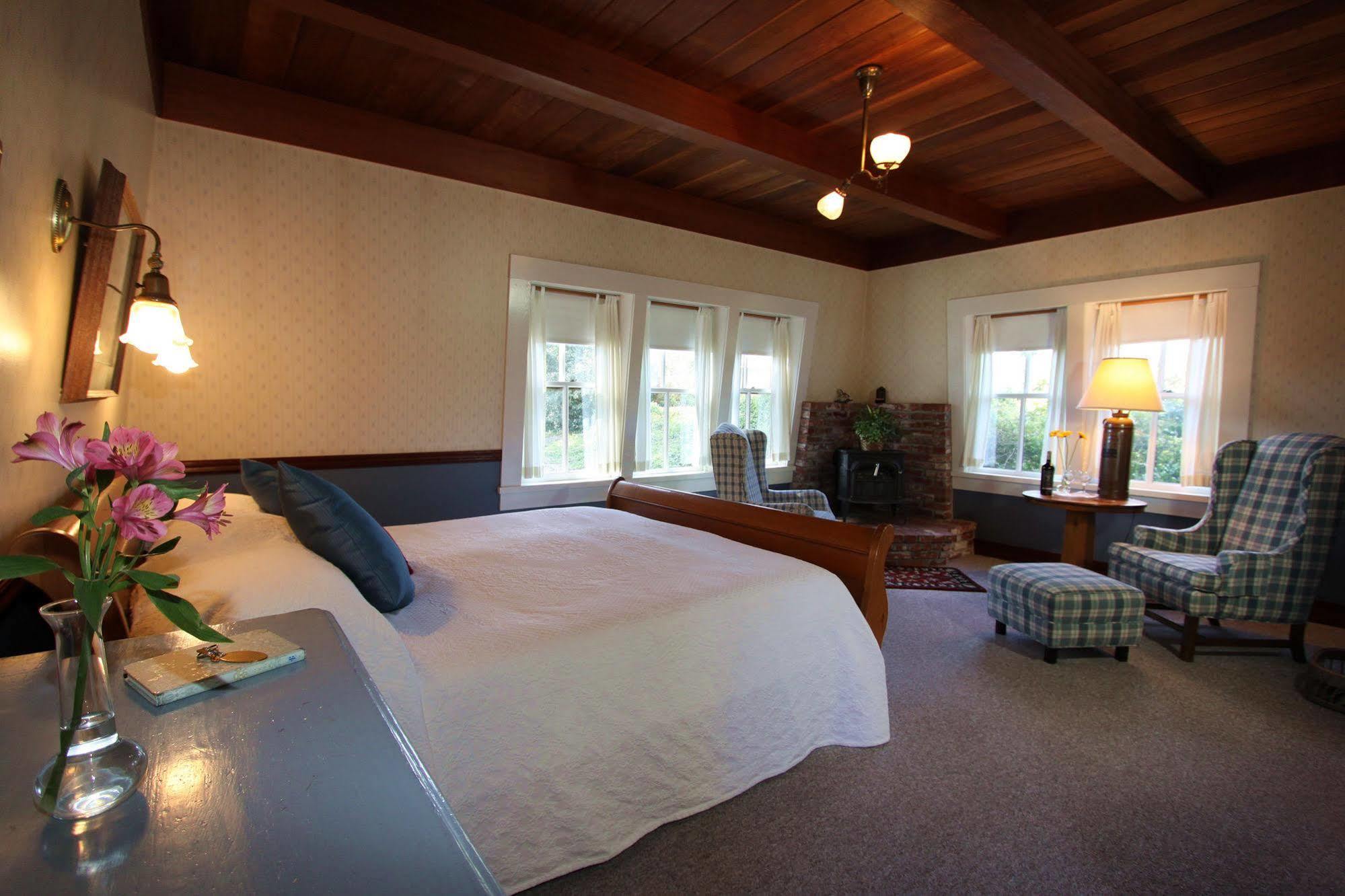 Joshua Grindle Inn Mendocino Exterior photo